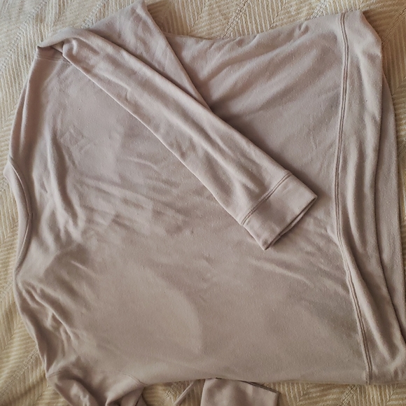 Tan lace up sweater - Picture 3 of 3